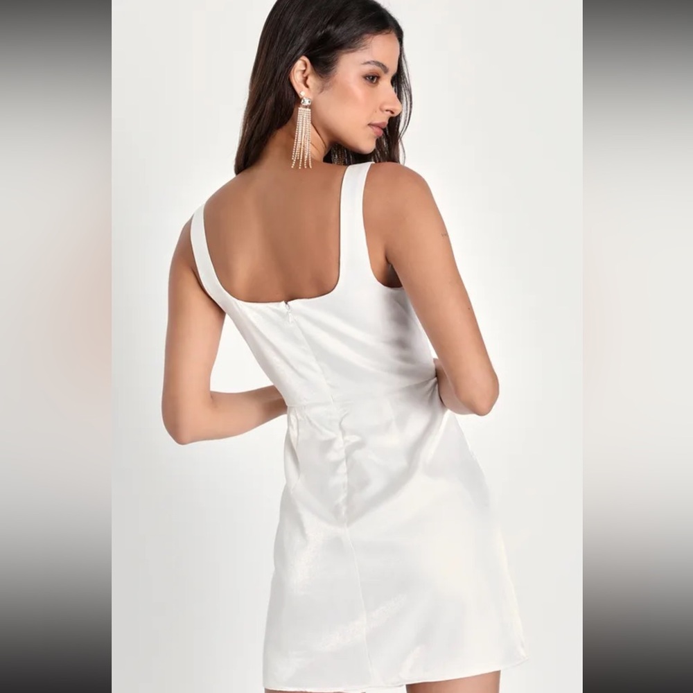 NWT white Lulus dress